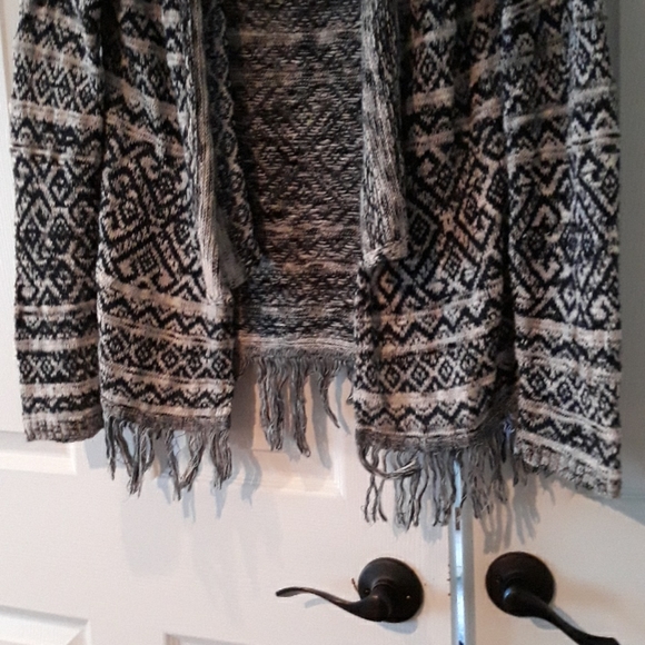 Hippie Laundry Boho Print Cardigan Size Medium - Picture 2 of 6